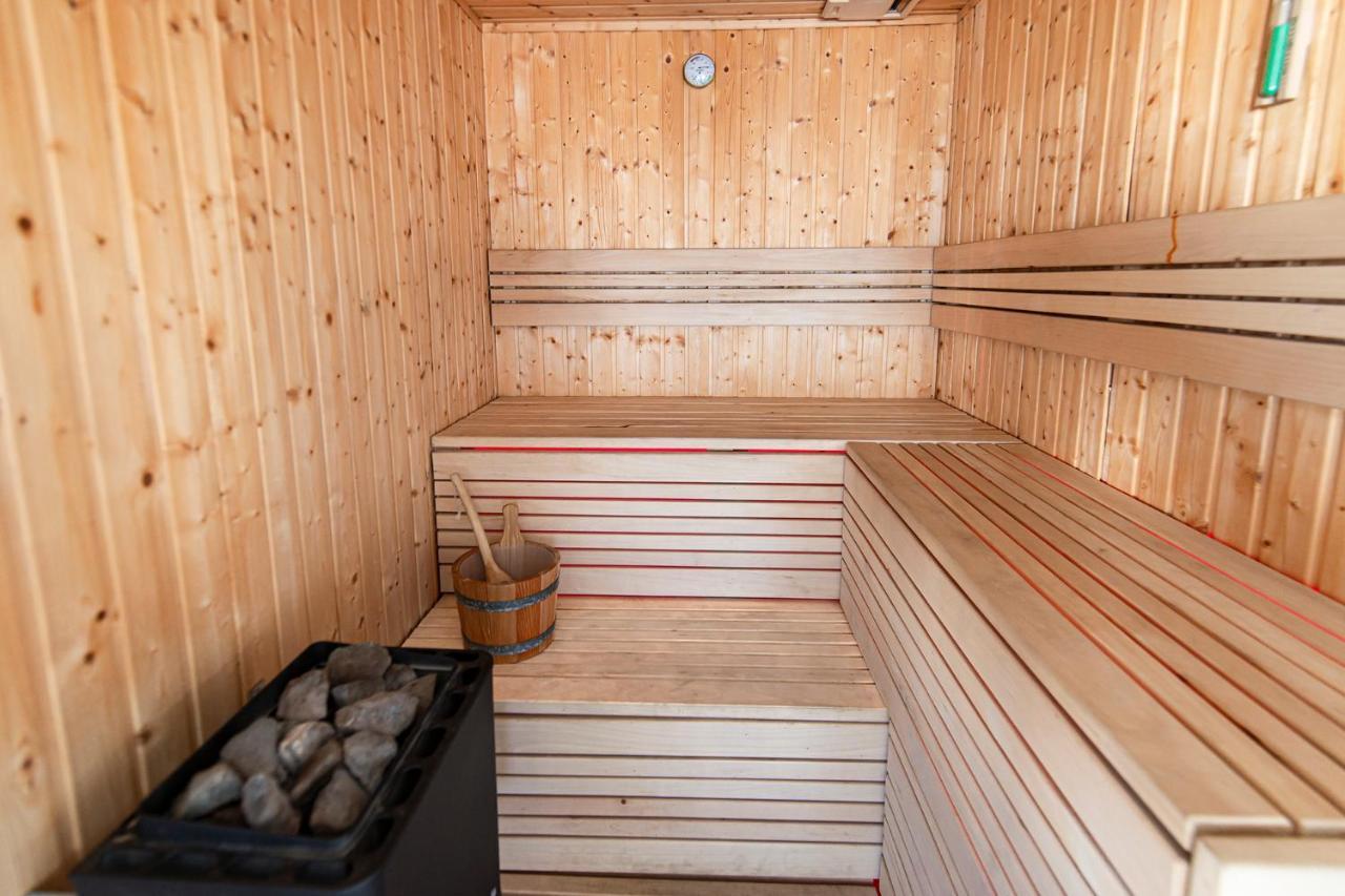 Noble Apartment & Sauna Zone Zabierzow Eksteriør billede